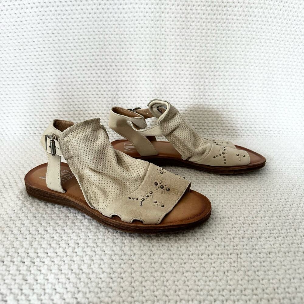 Miz Mooz NYC Fifi Beige Cream Boho Leather Open Toe Cut Out Sandals Studded 38 - Picture 2 of 11